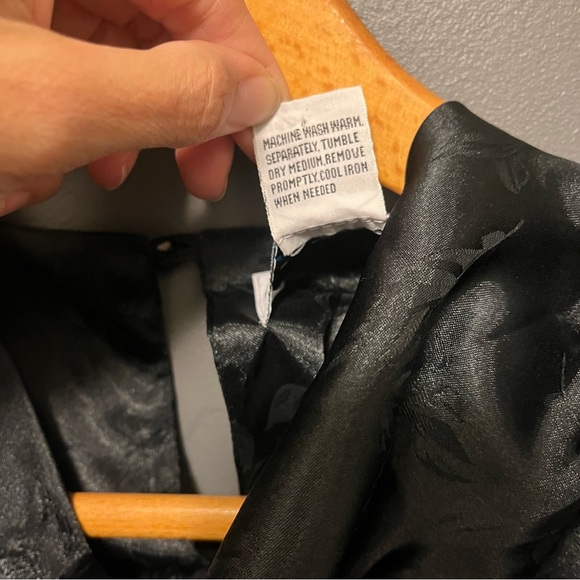 Vintage Liz Thomas cowl neck keyhole button back floral blouse L - Picture 7 of 10